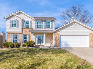 3029 Country Knoll Dr, Saint Charles, MO 63303