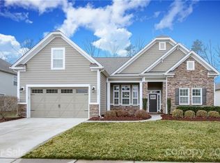 5334 Casper Dr, Charlotte, NC 28214