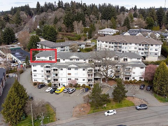 2nd image of 840 Braidwood Rd #401