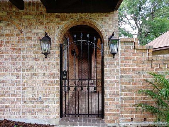 2nd image of 39 Grand Canyon Dr