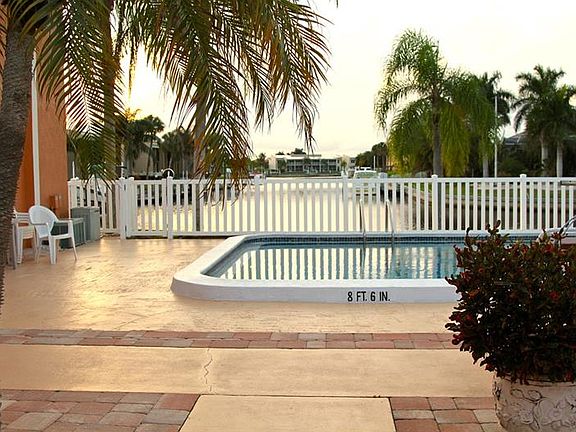 4th image of 1345 Mediterranean Dr #A