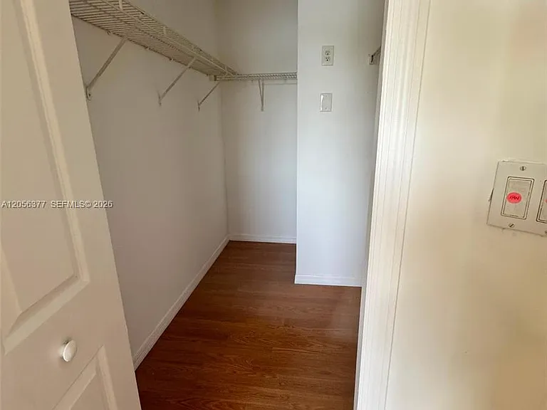 3415 NE 9th Dr #202 — Photo 10