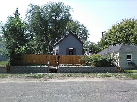 2nd image of 337 Hill St