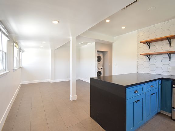 3rd image of 1409 W 25th St
