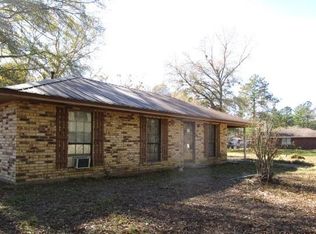 137 White Rd, Oakdale, LA 71463