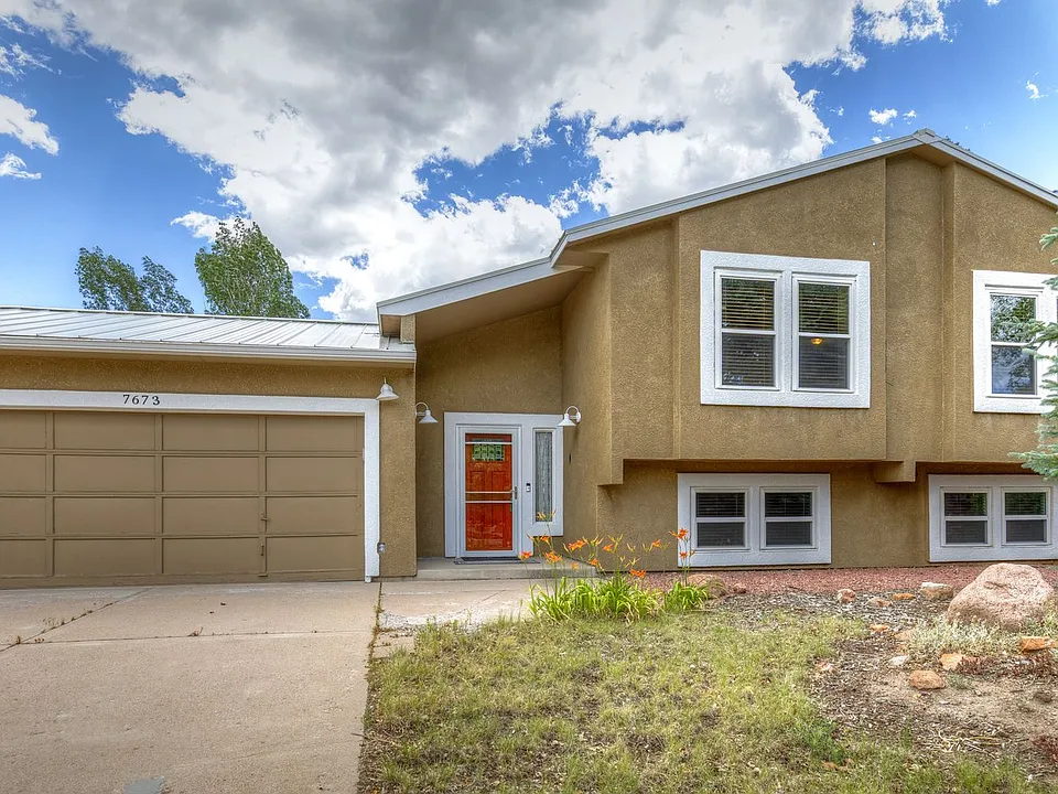 7673 Safari Cir