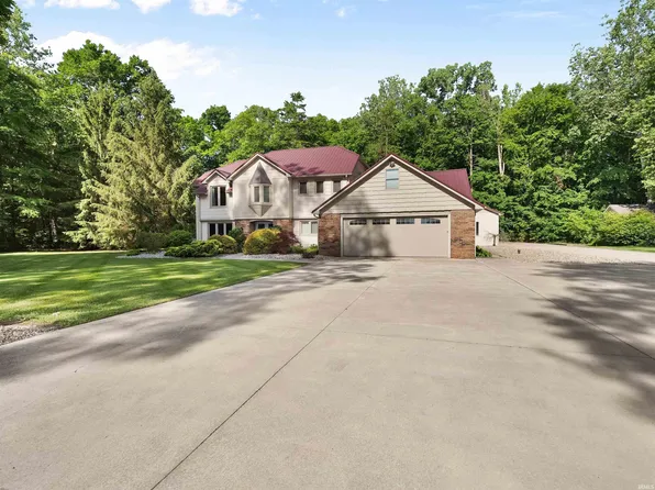 16733 Darling Rd, Woodburn, IN 46797