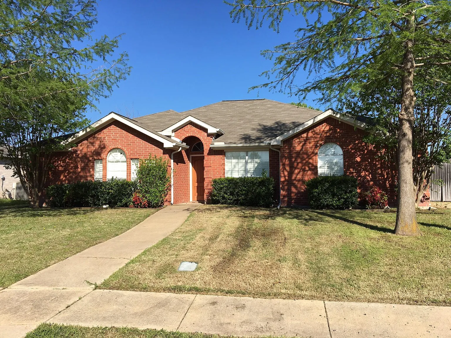3 bed, 1782 sqft, $2,360 — Photo 1