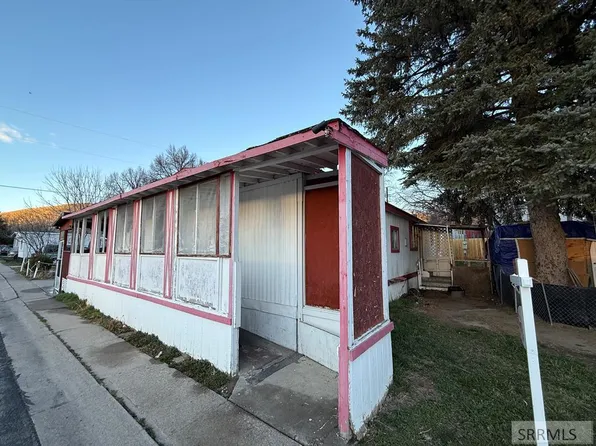 4530 S 5th Ave Trailer D8, Pocatello, ID 83204
