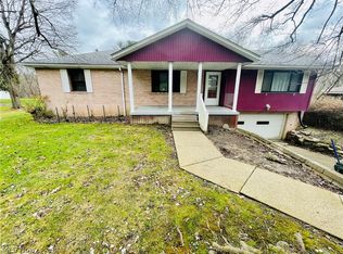 1490 Wylie Ridge Rd, New Cumberland, WV 26047