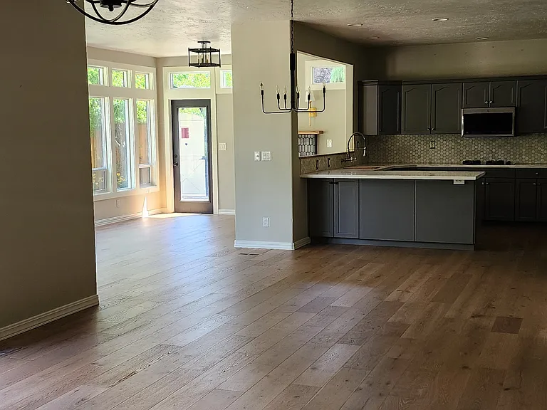 2728 S Brandys Jewel Ave — Photo 4