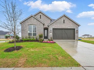 545 Pebble Dr, Waxahachie, TX 75167