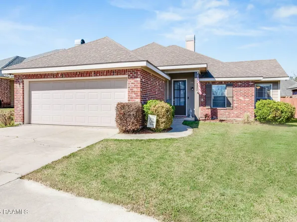 211 Portsmouth Dr, Broussard, LA 70518