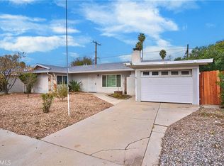 690 Barber Dr, Hemet, CA 92543