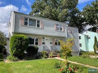 60 Aladdin Ave FLOOR 2, Dumont, NJ 07628