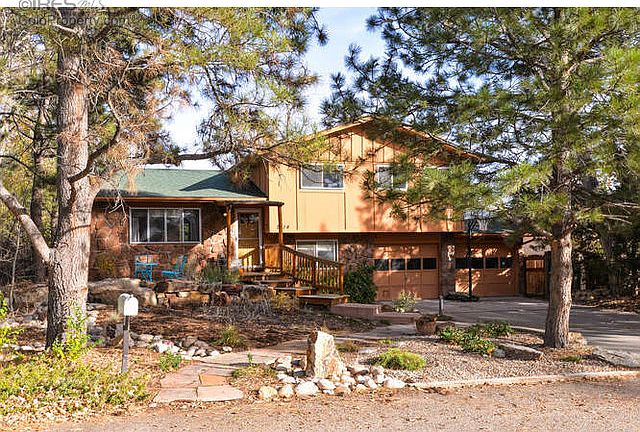 2114 Sandstone Drive