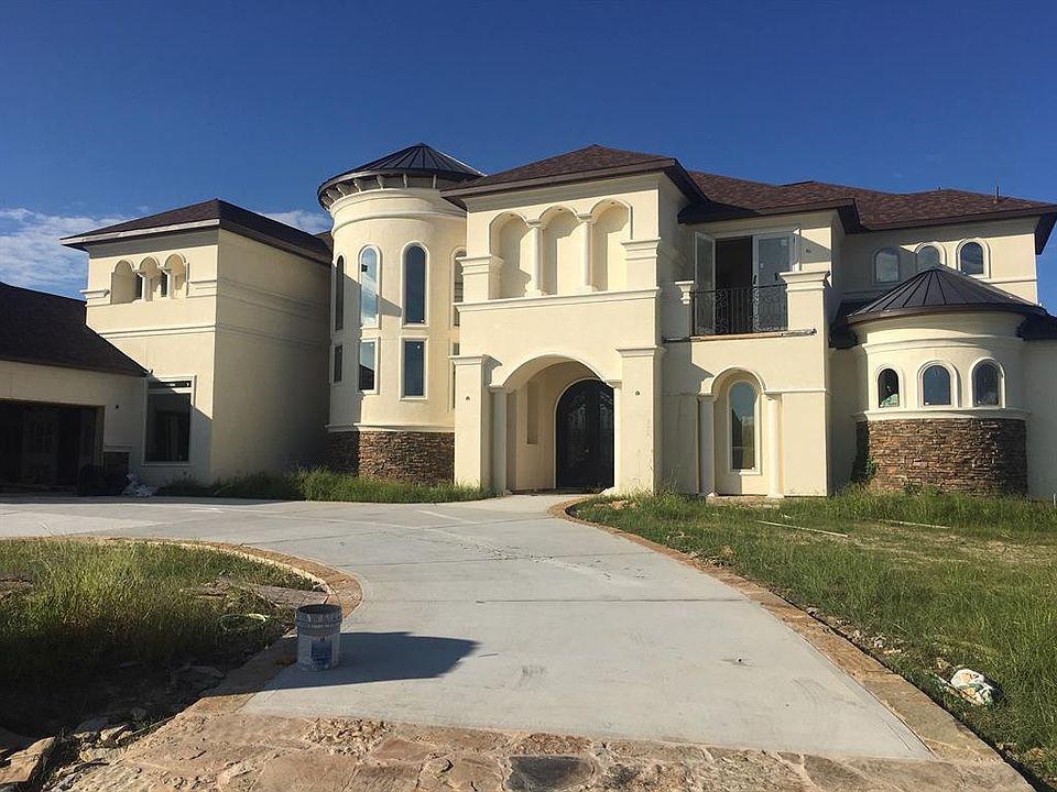 1st image of 19102 S Frio River Cir