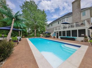 10582 Aeronca Ln, McCordsville, IN 46055