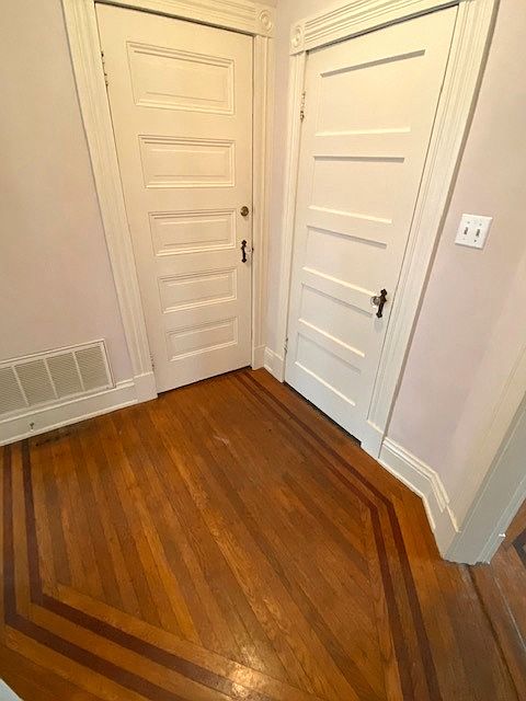 Separate entry space w/ inlay floors
