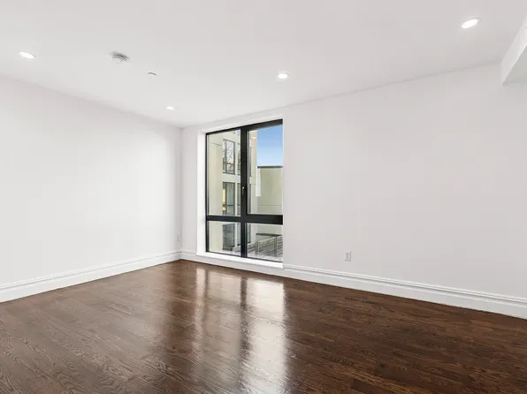 1255 Bushwick Avenue image 1 of 4