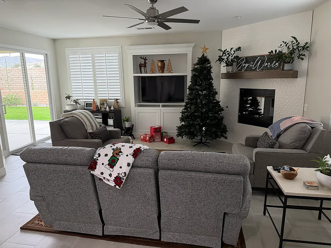 3 bed, 2082 sqft, $3,400 — Photo 3