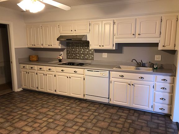 4th image of 1423 Kilmer Ln