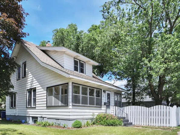 1121 3rd St N, Saint Cloud, MN 56303