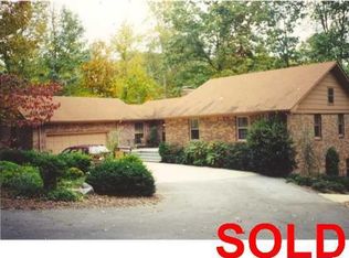 2095 Waterford Dr, Muscle Shoals, AL 35661