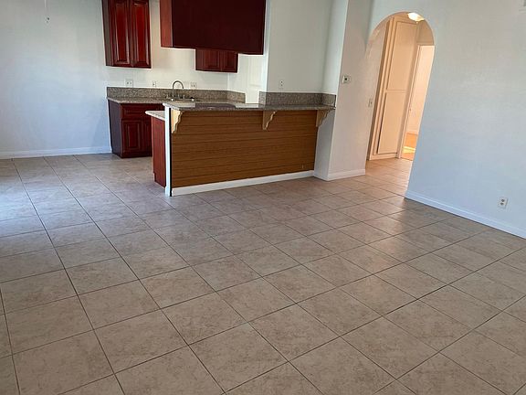 2nd image of 1449 Jellick Ave APT C
