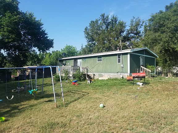 3rd image of 516 Crestwood St