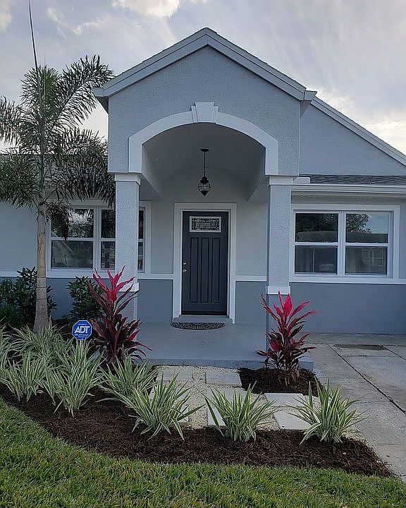 Fabulous Covered Entry