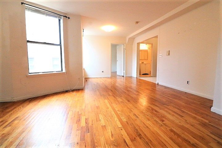 1st image of 310 W 95th St APT 7C