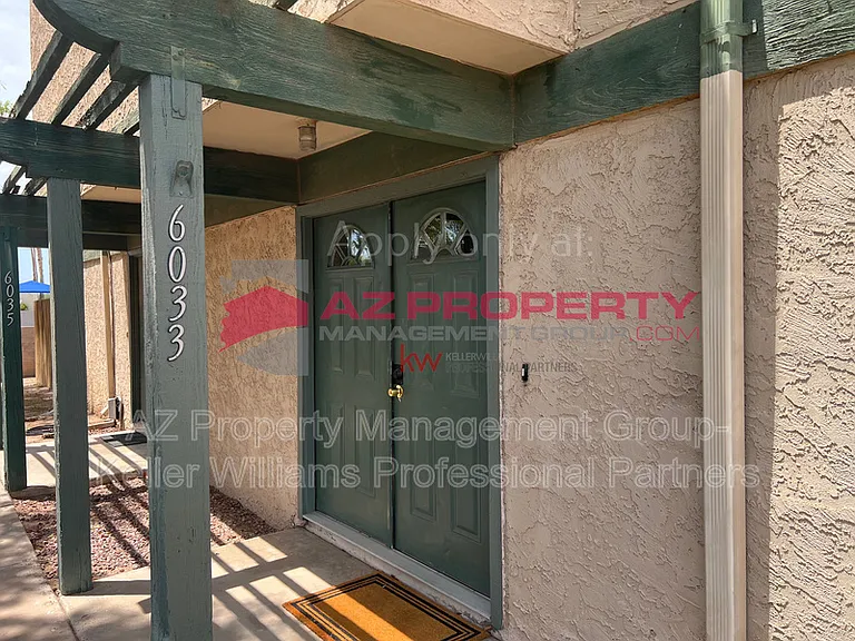 6033 W Golden Ln — Photo 2