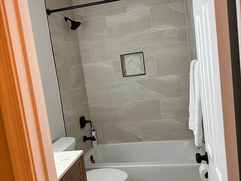1758 Albert Dr — Photo 21