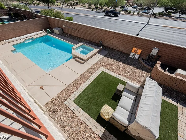 9562 Staff Ln — Photo 34