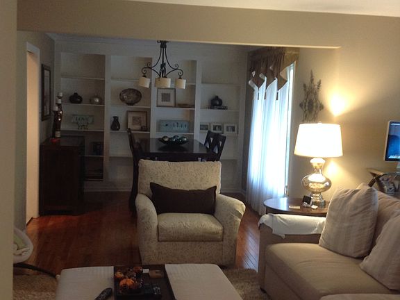 4th image of 864 Saint Andrews Way