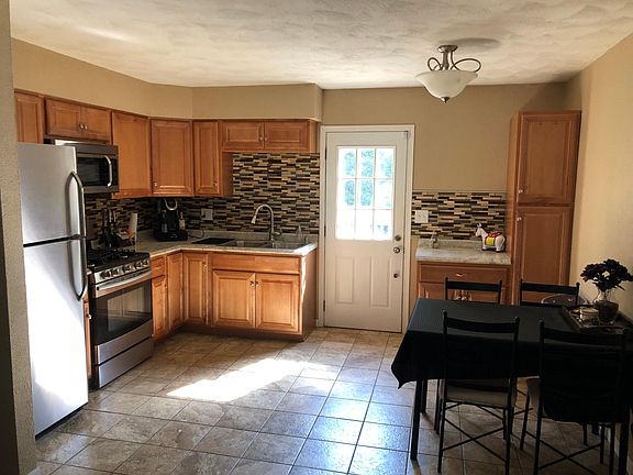 3rd image of 4671 Cheshire Pl