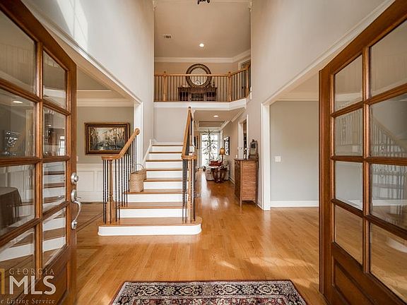 5th image of 129 Fernwood Dr