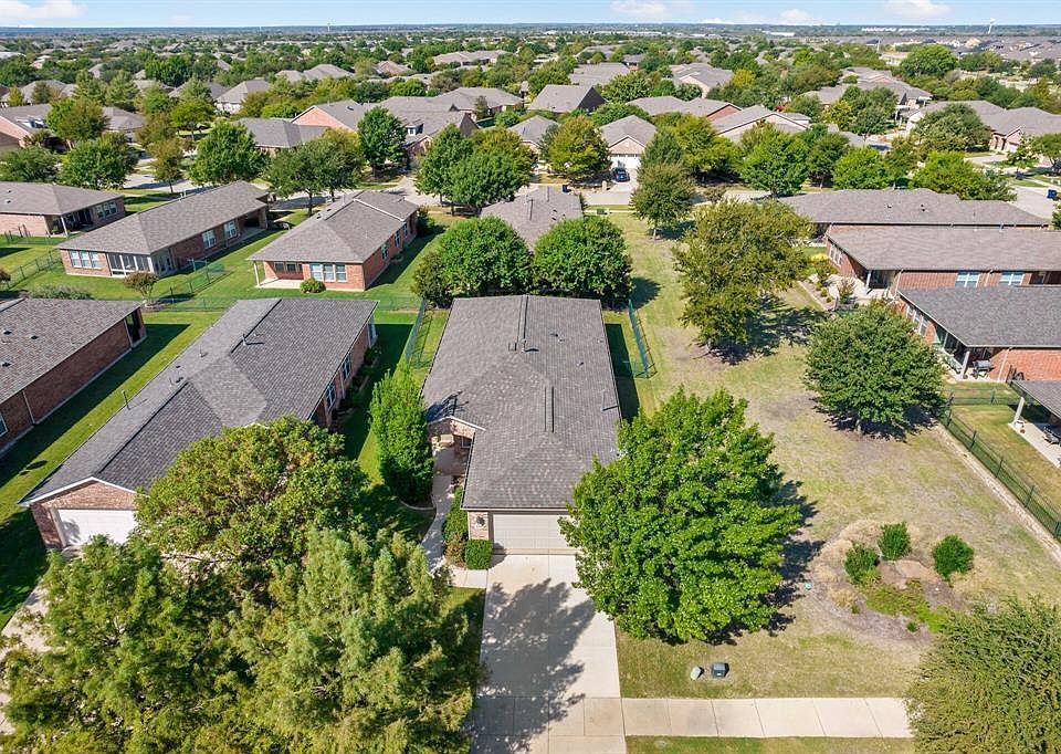 1st image of 7761 Longaberger Dr