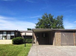 951 Orchid St, Lady Lake, FL 32159