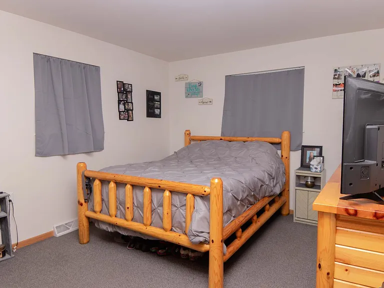 N3639 Grahl Dr #B — Photo 7