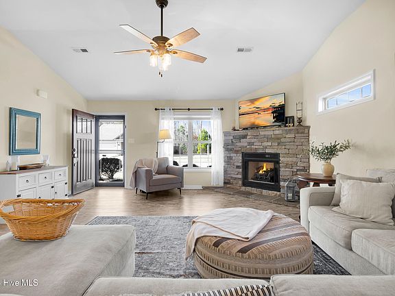 4th image of 314 Bungalow Drive