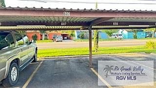 2nd image of 401 Boca Chica Blvd APT 607