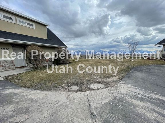 2nd image of 2252 N Harvest Moon Dr