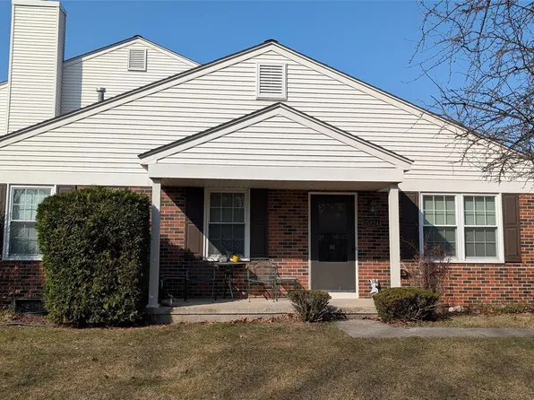 15824 Charleston Dr, Clinton Township, MI 48038