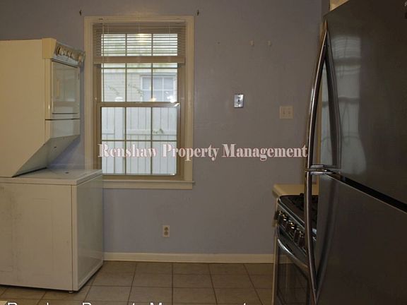5th image of 4823 Marion Ave