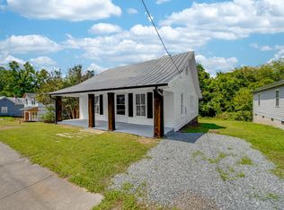 7th St, STATESVILLE, NC 28677