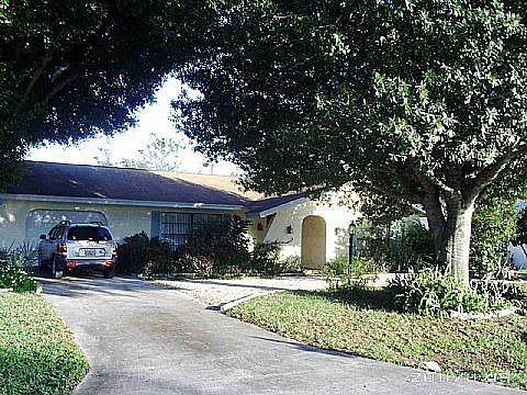 1st image of 1566 28th Ave