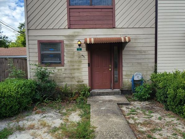 208 3rd St E #K