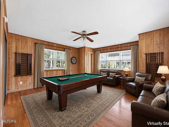 3rd image of 110 Britton Ln